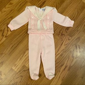 Vintage Carriage Boutiques by Friedknit Creations